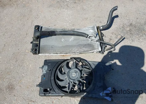 2010 Chevrolet Cobalt Ls z USA, uszkodzony, nr VIN 1G1AB5F54A7109853